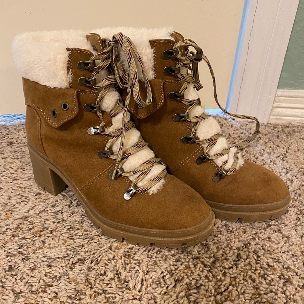 Jelly Pop Brown Sherpa boots